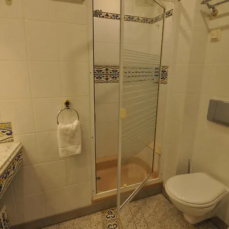 ゲストハウス Blumenbach