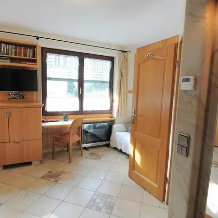 Blumenbach 4* ベルリン