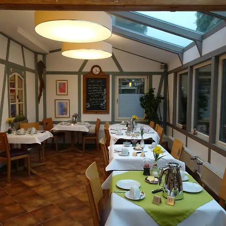 Πανσιόν Blumenbach 4*