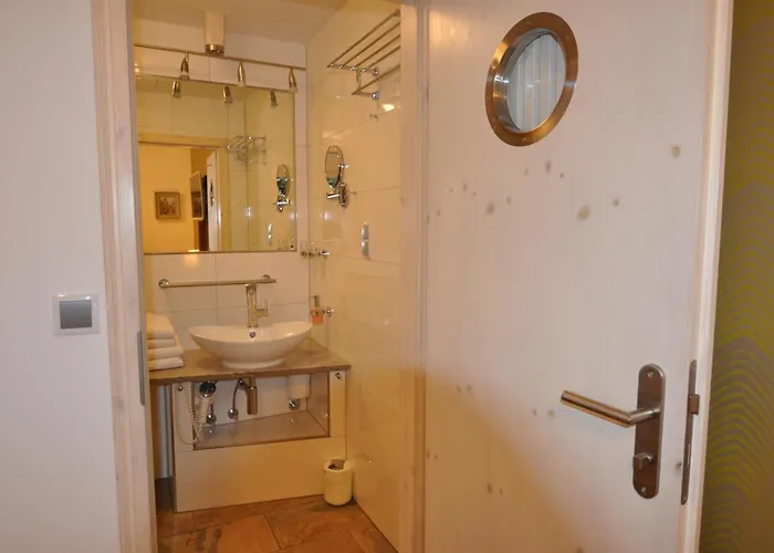 Blumenbach 招待所