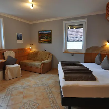 Blumenbach Vendégház 4*