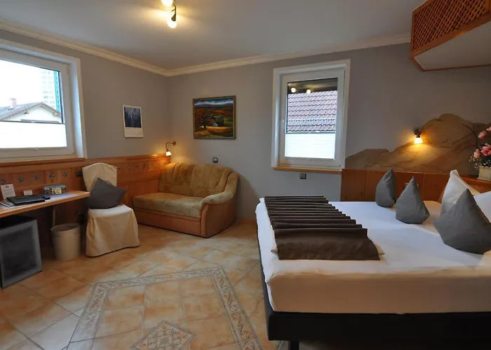 Blumenbach Konukevi 4*